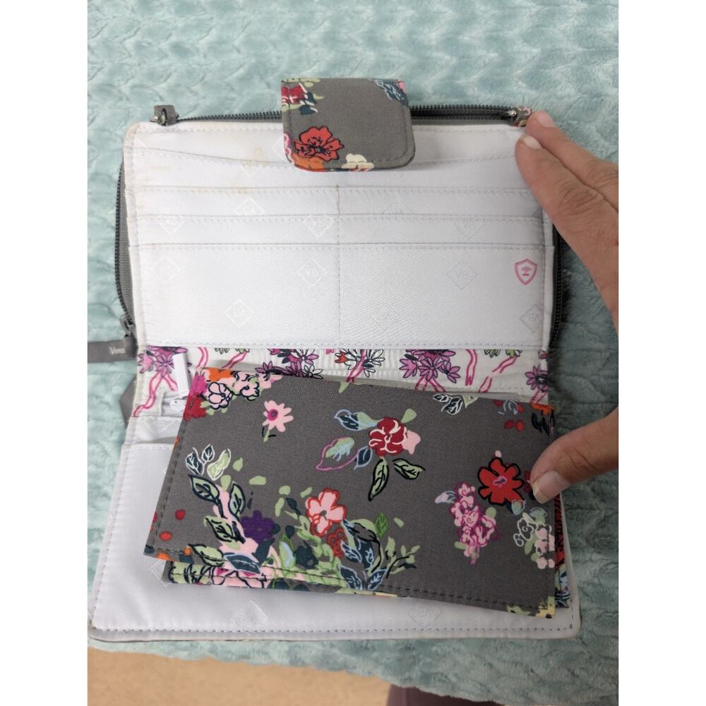 Vera Bradley Hope Blooms Crossbody & Zip ID Wallet - Picture 4 of 8